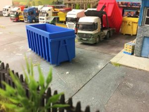 Shedring Hobbies Ro-Ro Skip (Blue) (1.76) 1PC